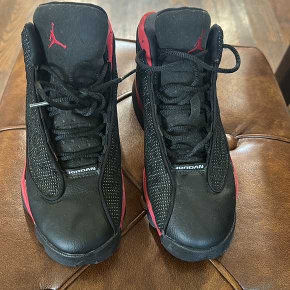 Air Jordan 13 Retro GS Bred - Picture 2 of 5